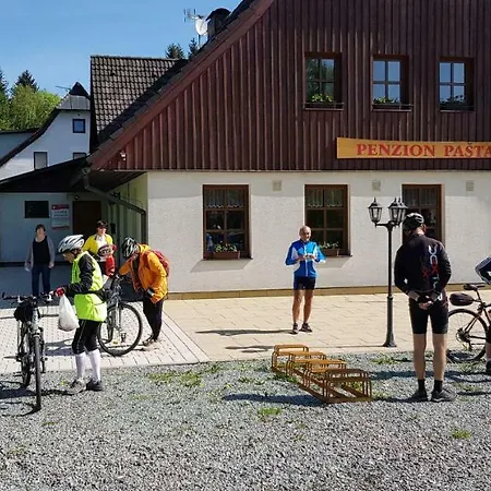 Casa de hóspedes Pasta 3*